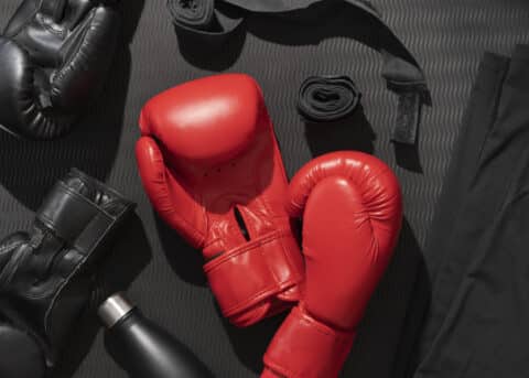 L’in­té­gra­tion par le sport – Boxe gra­tuite et entraî­ne­ment K1